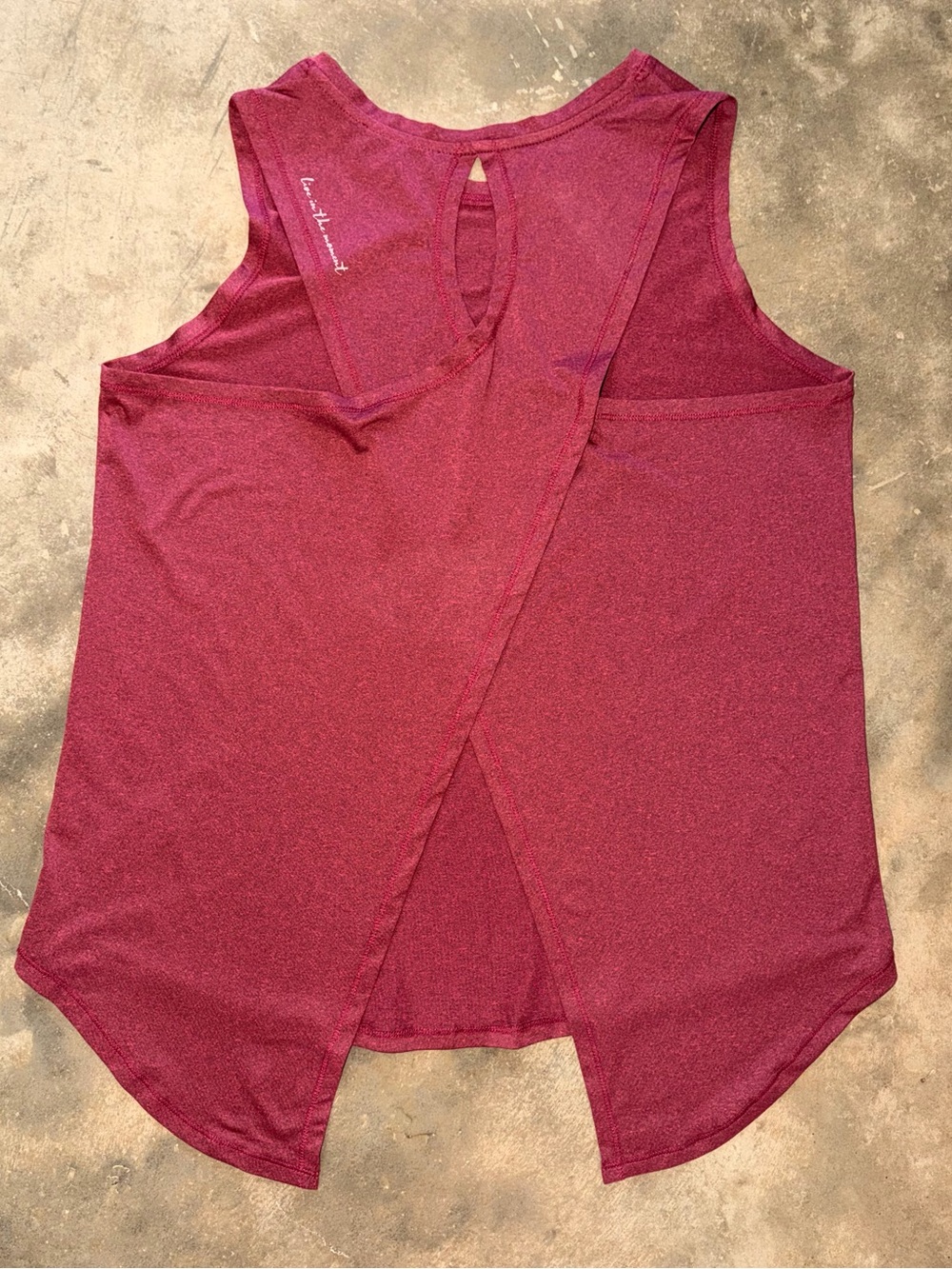 The Roster Live in the Moment Cross Back Tank XL Raspberry Workout Top - Picture 7 of 12